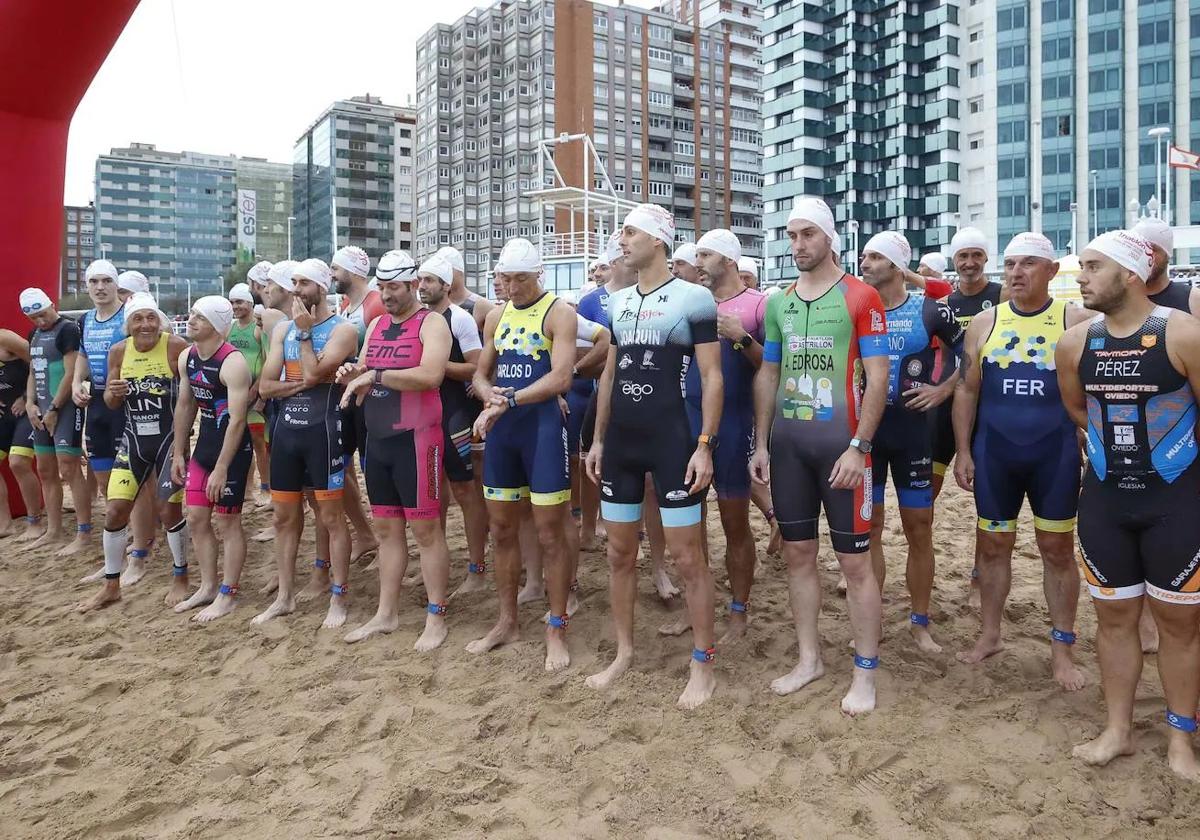 Una edición pasada del Triatlón, en Gijón.