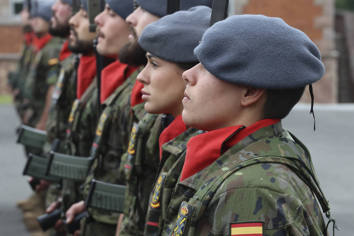 La BRILAT celebra con una parada militar el 58 aniversario de su creación