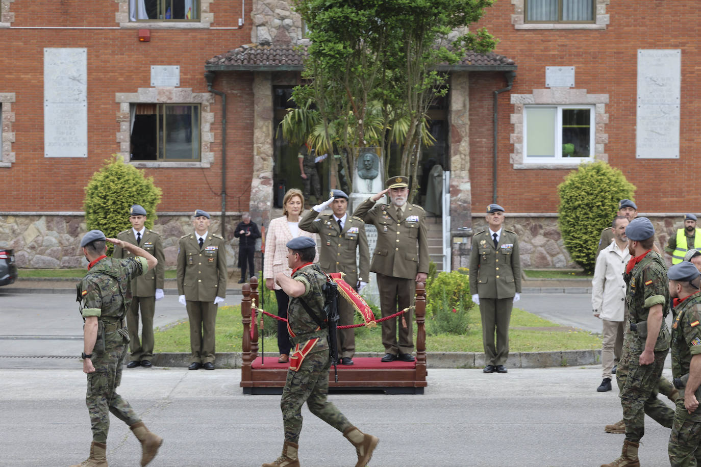 La BRILAT celebra con una parada militar el 58 aniversario de su creación