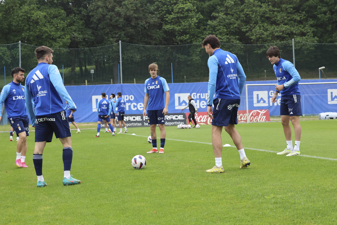 Último entrenamiento del Oviedo antes del primer partido del &#039;play off&#039;