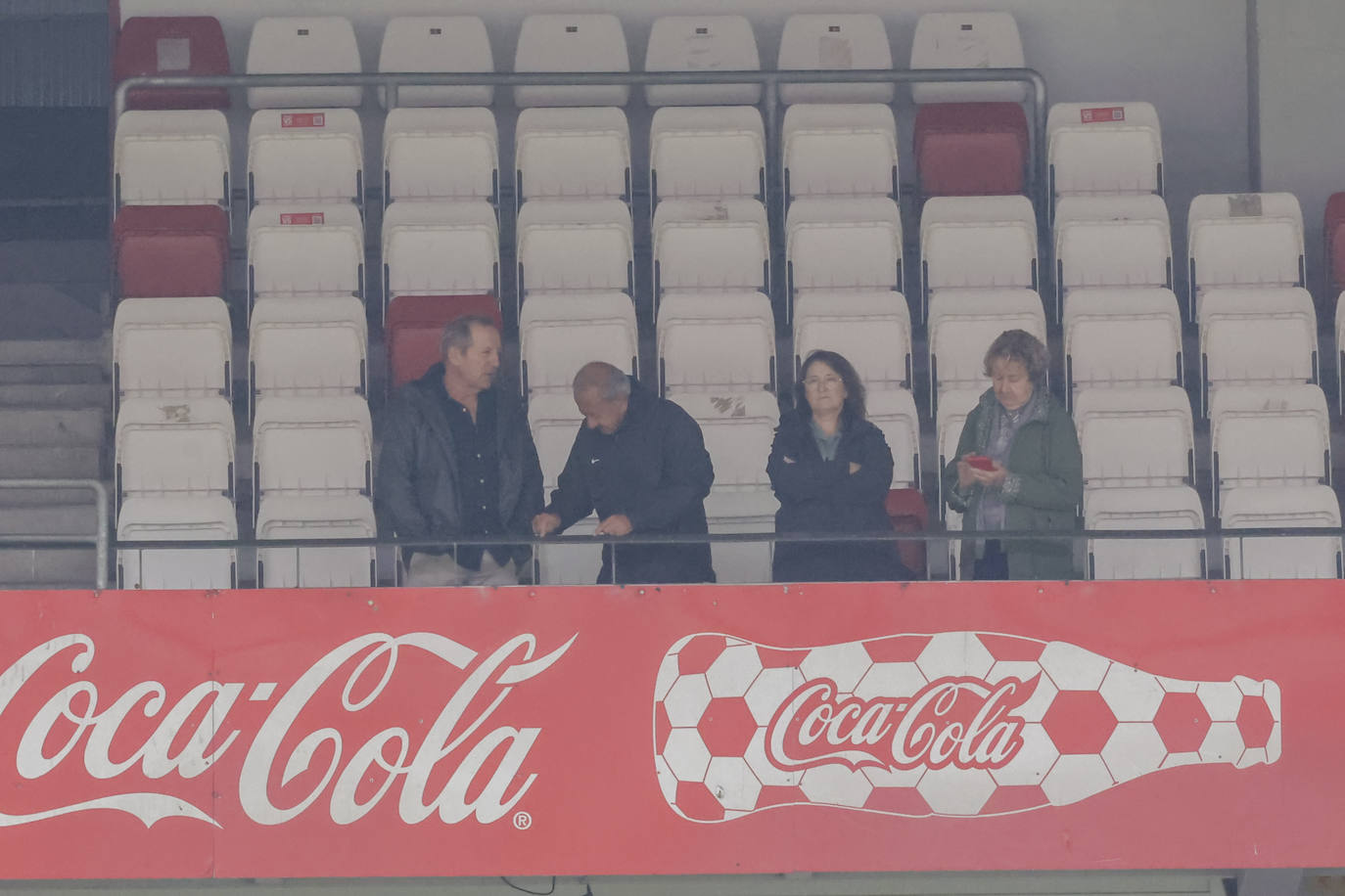 ¿Estuviste en el entrenamiento del Sporting en El Molinón? ¡Búscate en las fotos!