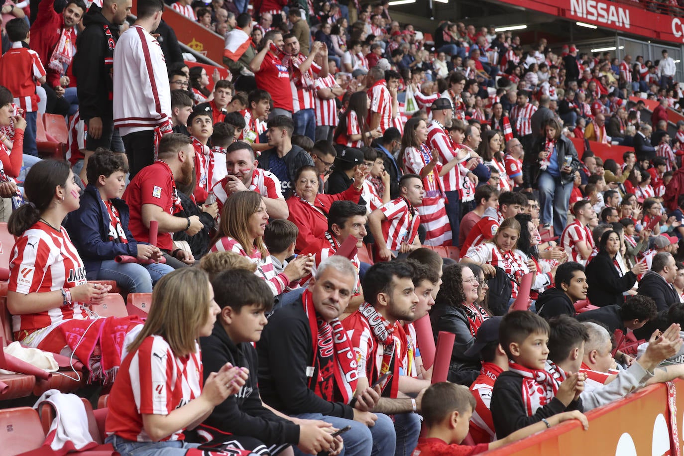 ¿Estuviste en el Sporting - Espanyol? ¡Búscate!