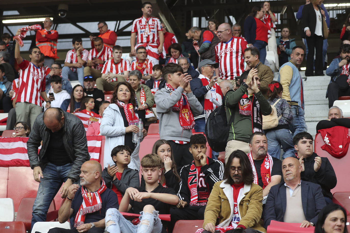 ¿Estuviste en el Sporting - Espanyol? ¡Búscate!