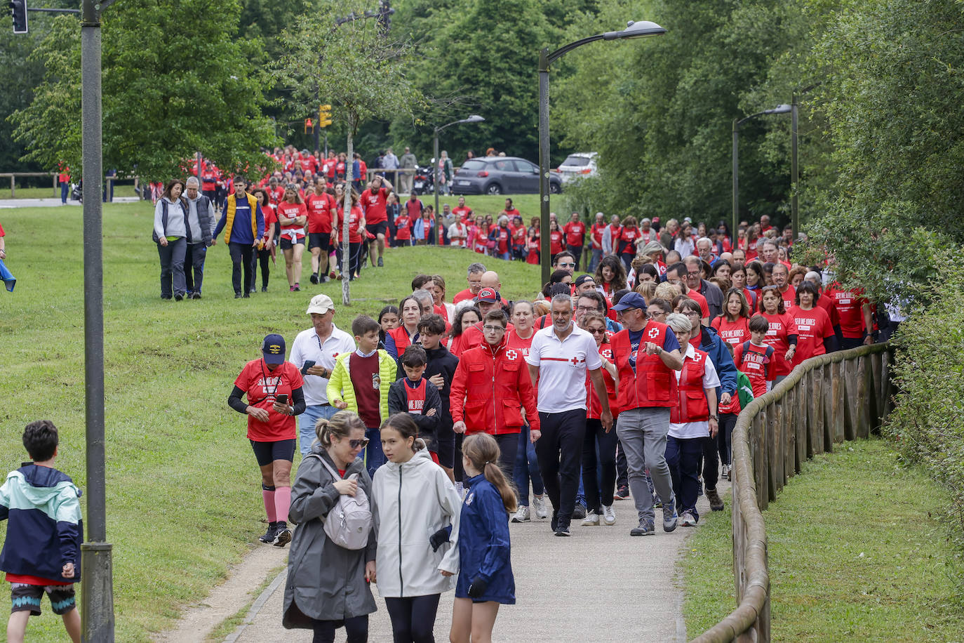 Primera marcha solidaria de Cruz Roja