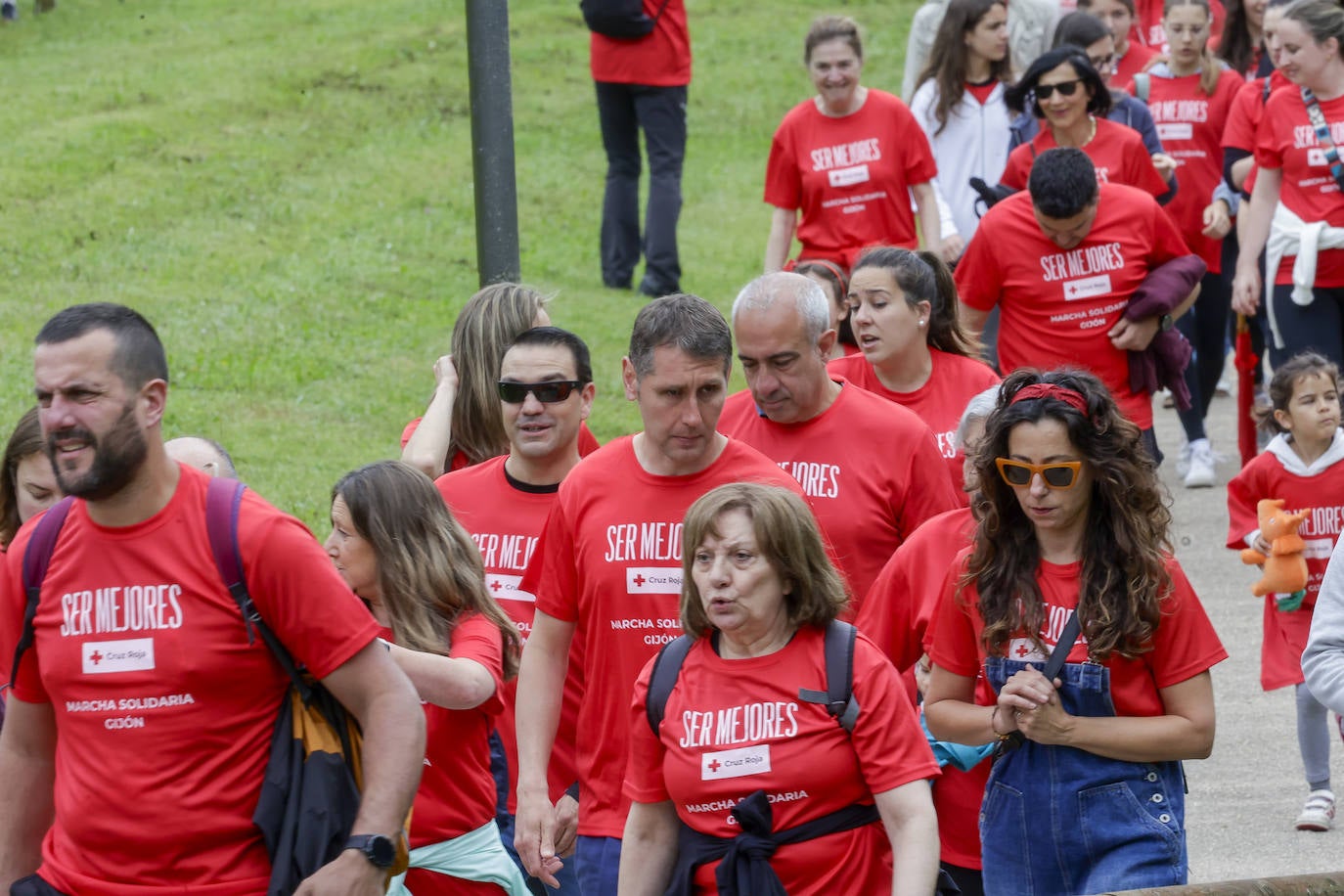 Primera marcha solidaria de Cruz Roja