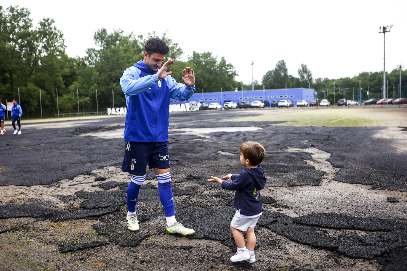 Entrenamiento del Real Oviedo tras el partido contra el Eibar