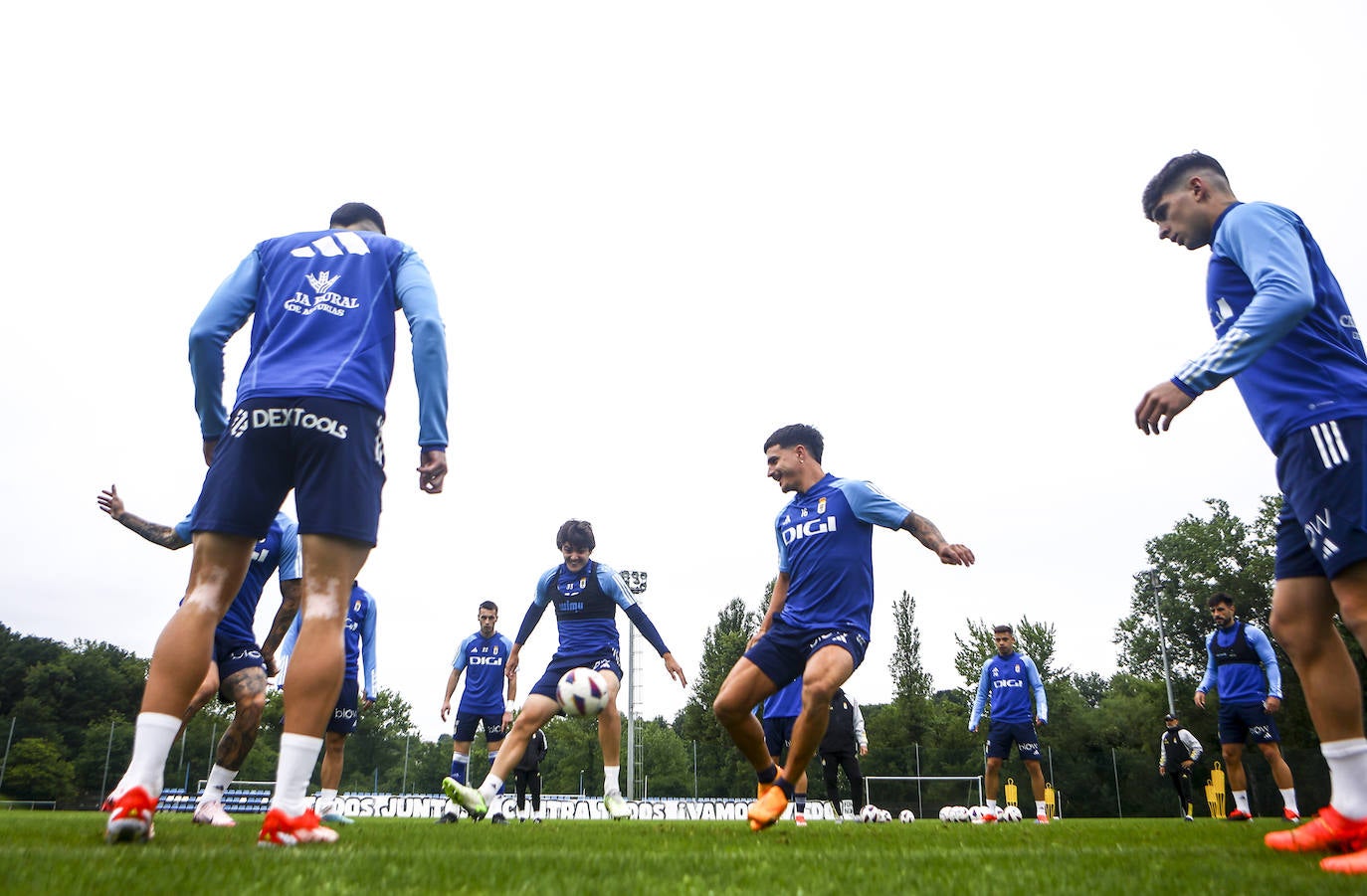 Entrenamiento del Real Oviedo tras el partido contra el Eibar