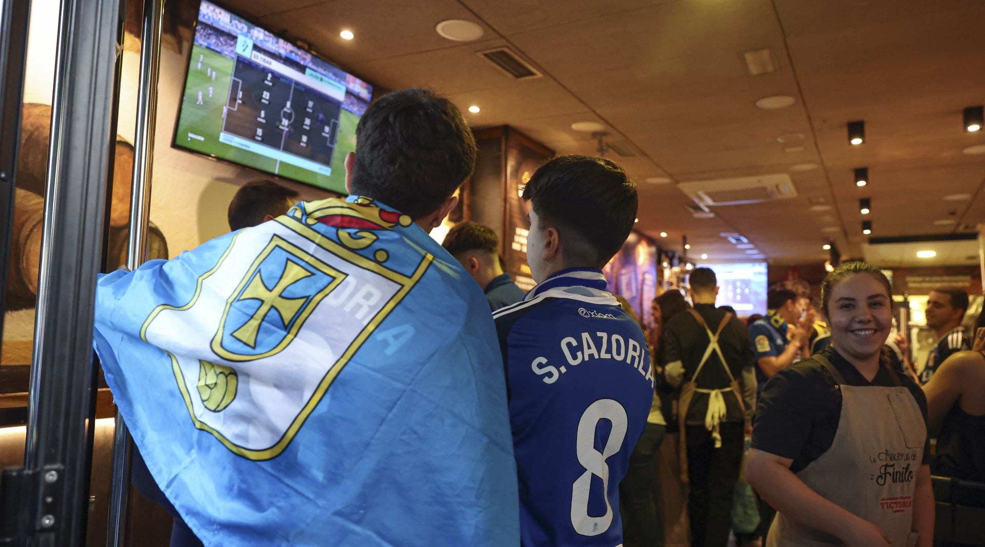 Ambientazo en los bares: así se vivió el partido contra el Eibar en Oviedo