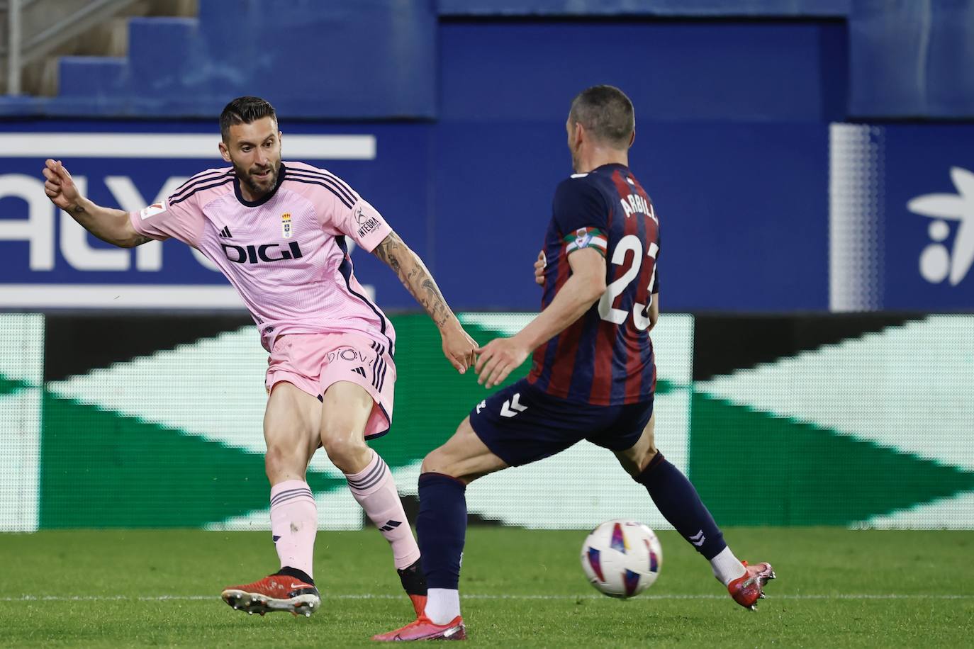 Las mejores imágenes del Eibar - Real Oviedo