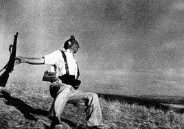 'Muerte de un miliciano' es una de las fotografías más conocidas de la Guerra Civil española, atribuida a Robert Capa y tomada el 5 de septiembre de 1936.