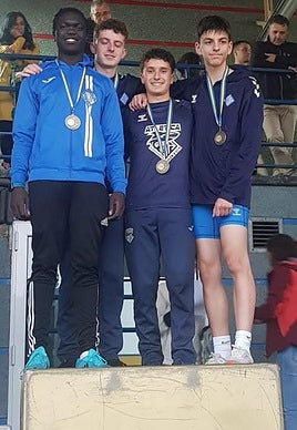 Relevo 4x100 metros en categoría sub-18.