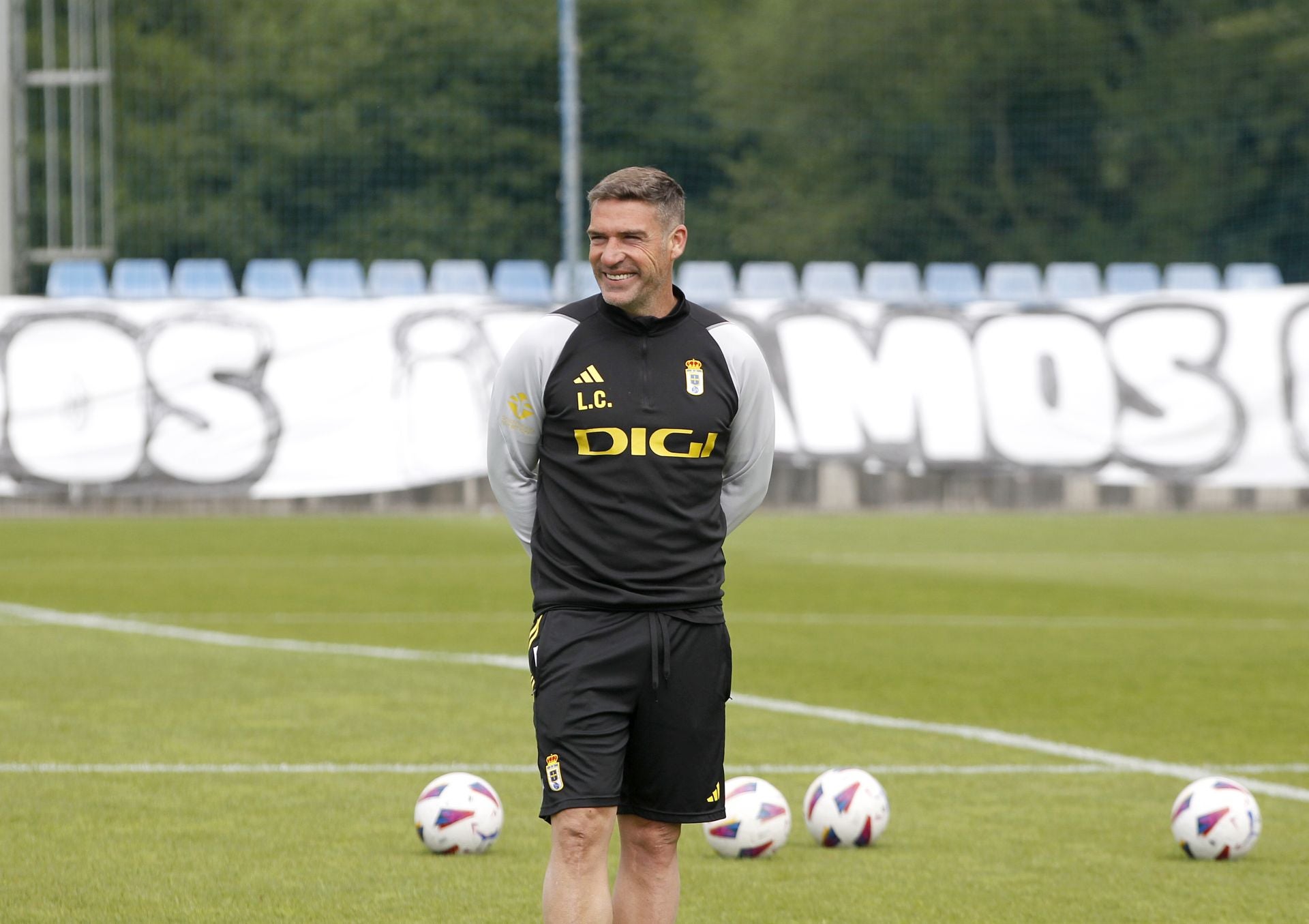 Objetivo, el ascenso: último entrenamiento del Oviedo antes de medirse con el Espanyol