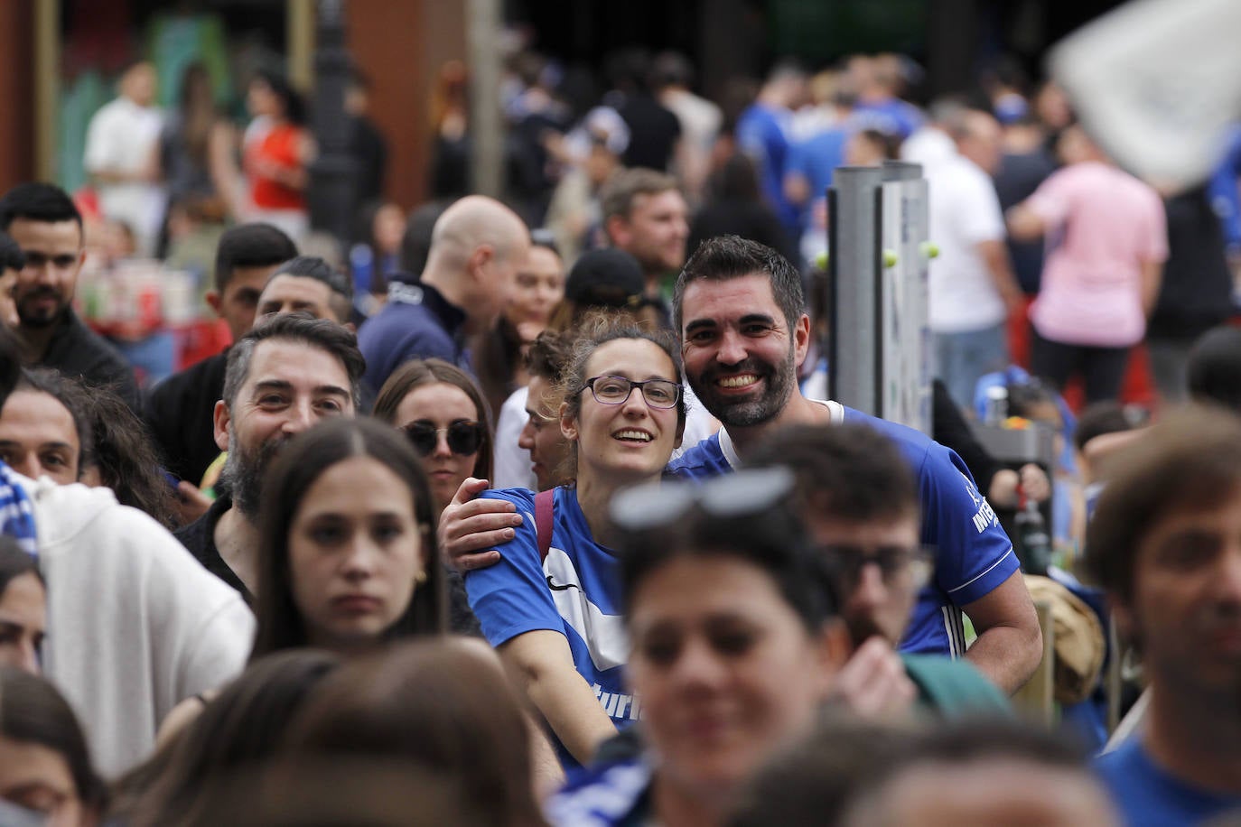 Los bares de Oviedo, a rebosar durante el partido