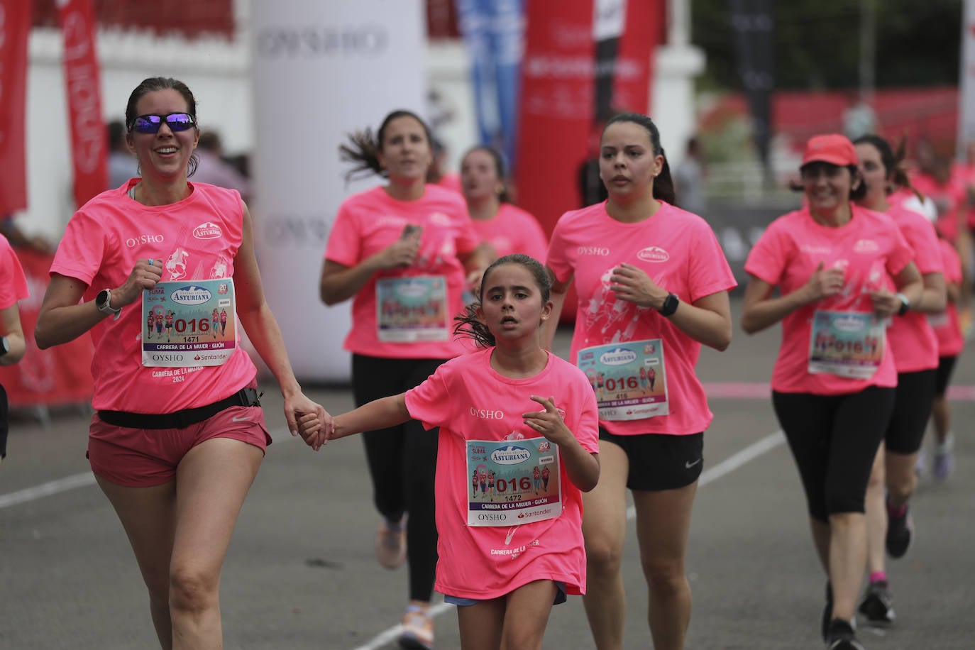 ¿Estuviste en la Carrera de la Mujer en Gijón? ¡Búscate en las fotos!