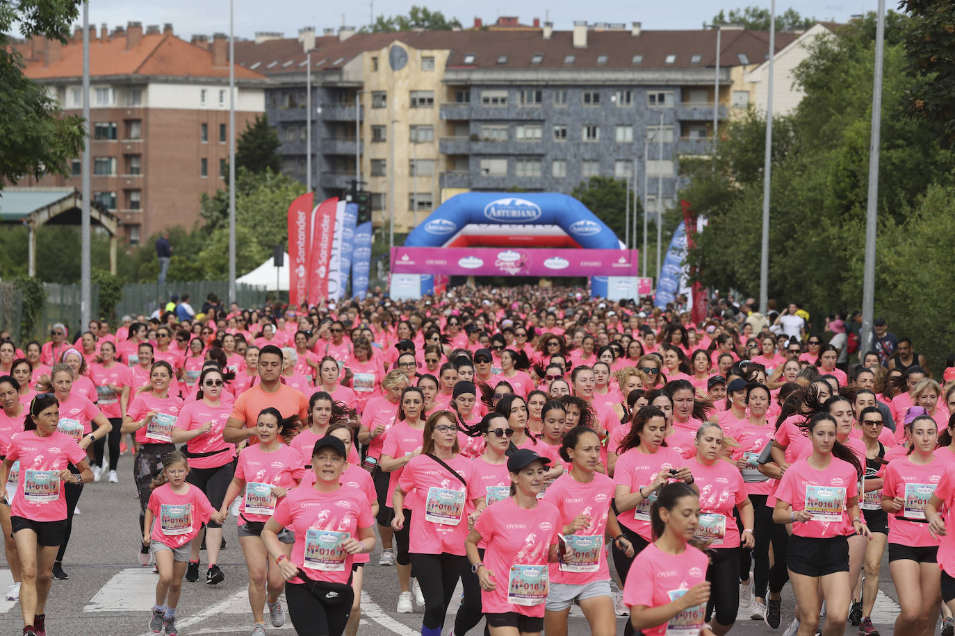 ¿Estuviste en la Carrera de la Mujer en Gijón? ¡Búscate en las fotos!