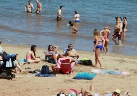 Playa de la Palmera en Candás durante el verano de 2021.