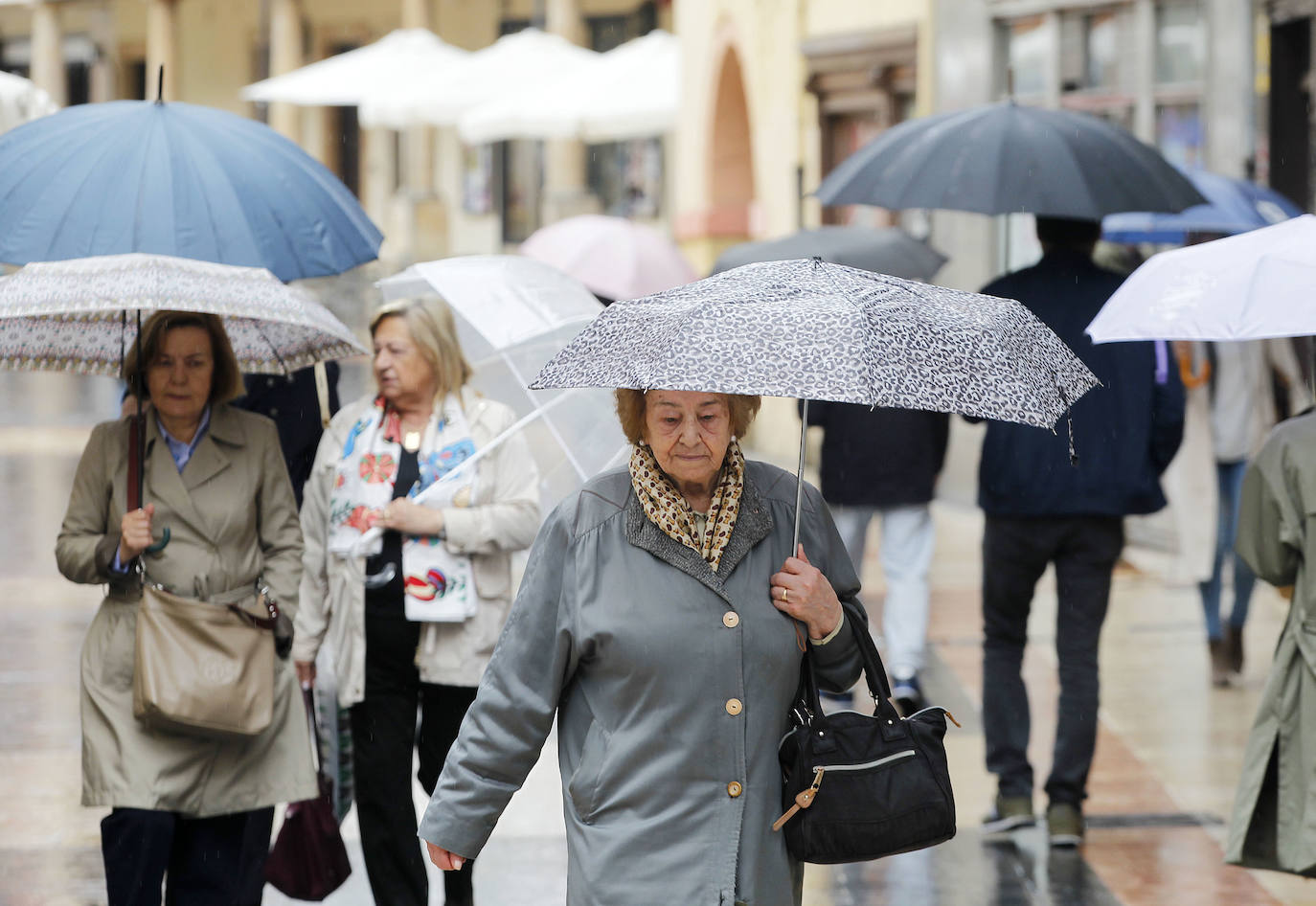 Lluvia y granizo: el mal tiempo azota a Asturias a las puertas del verano