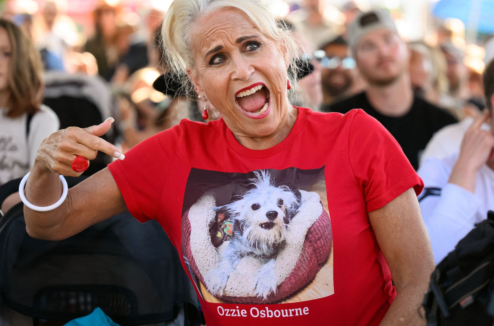 Y ella es la dueña de Ozzie 