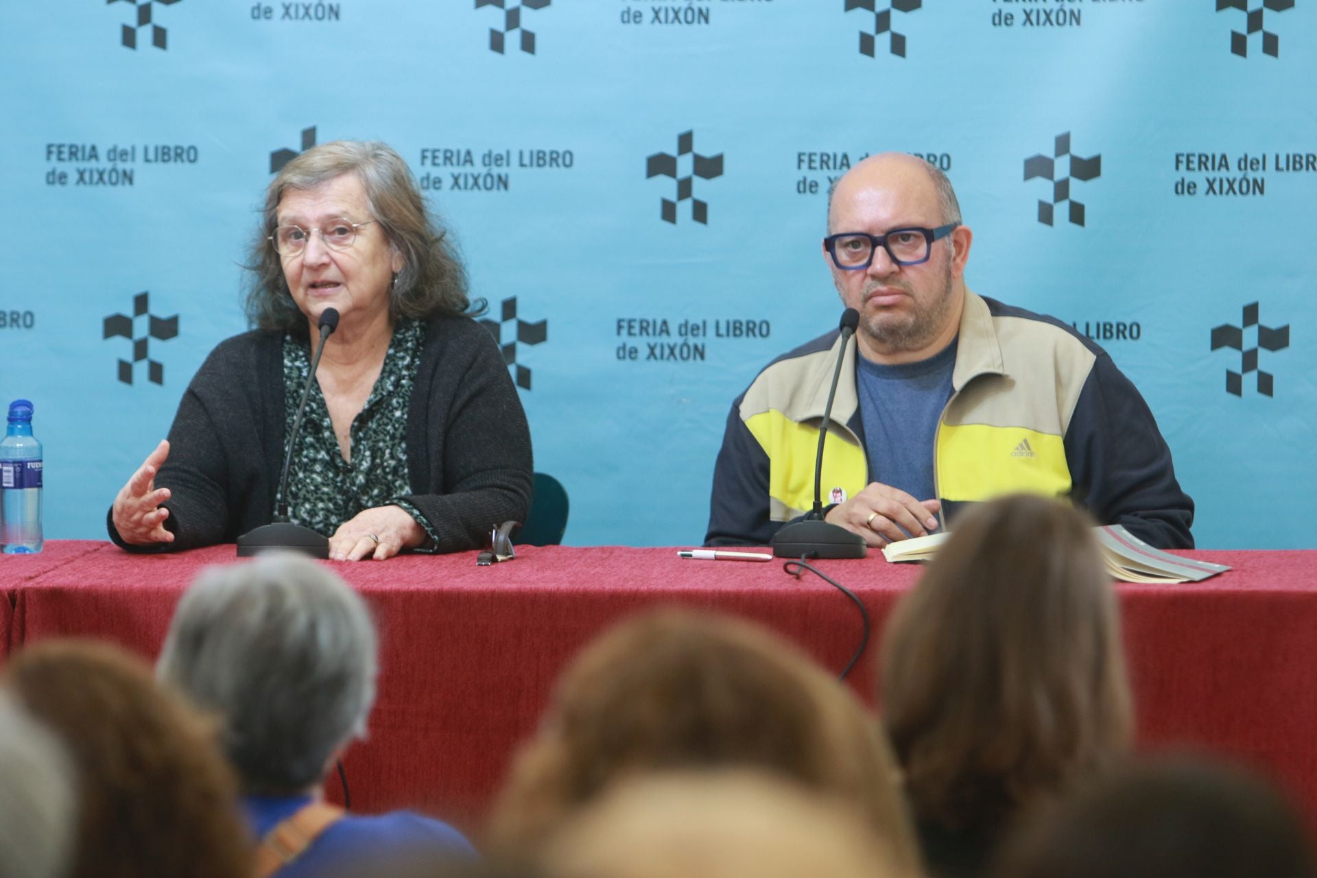 Las imágenes que deja la Feria del Libro de Gijón este domingo