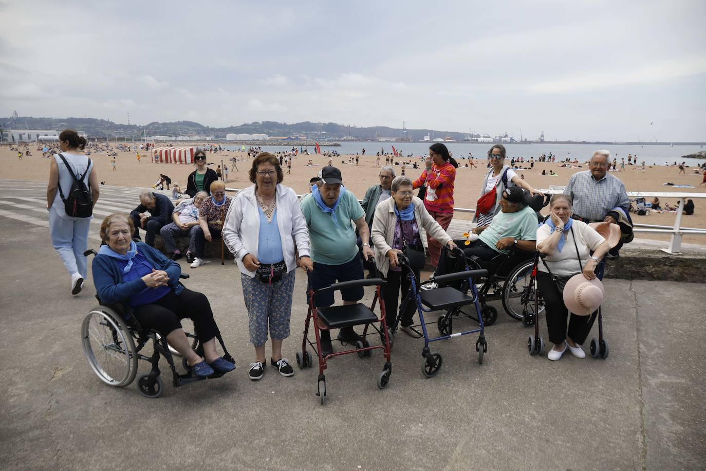 De El Bierzo a Gijón para mojar los pies en Poniente