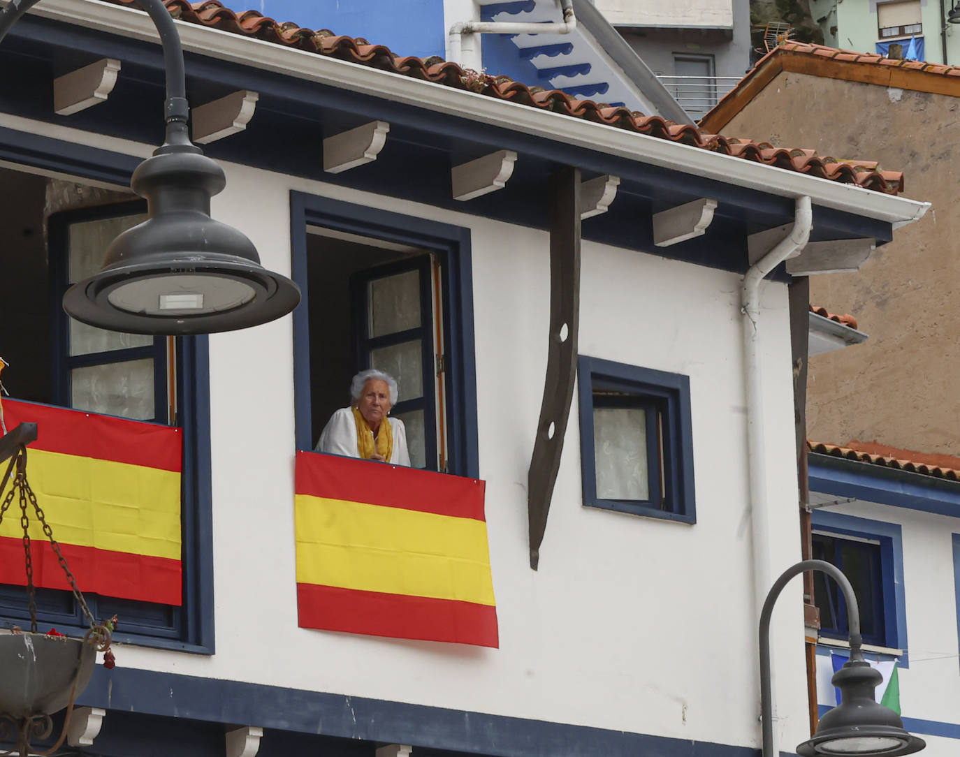 Cudillero brilla por San Pedro: las imágenes una Amuravela multitudinaria