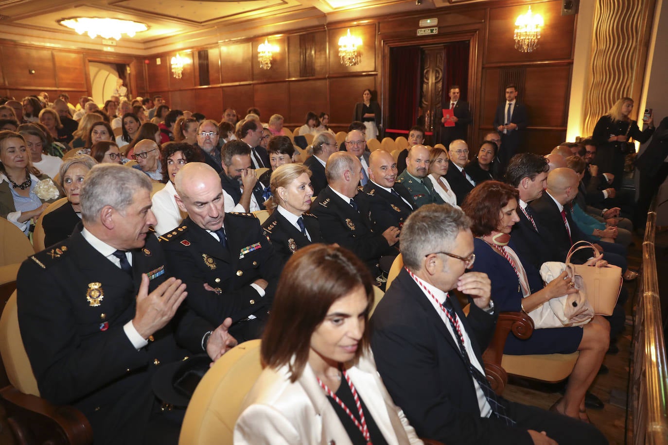 Honores y distinciones en Gijón: así fue la entrega de medallas de la ciudad