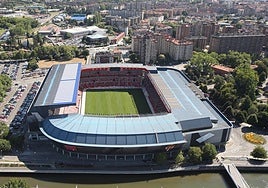 La oposición recela de la reforma de El Molinón por el coste de la obra