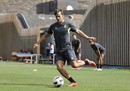 Eric Curbelo, durante un entrenamiento con Las Palmas.
