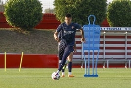 Djuka, en uno de sus últimos entrenamientos de la pasada temporada en Mareo.