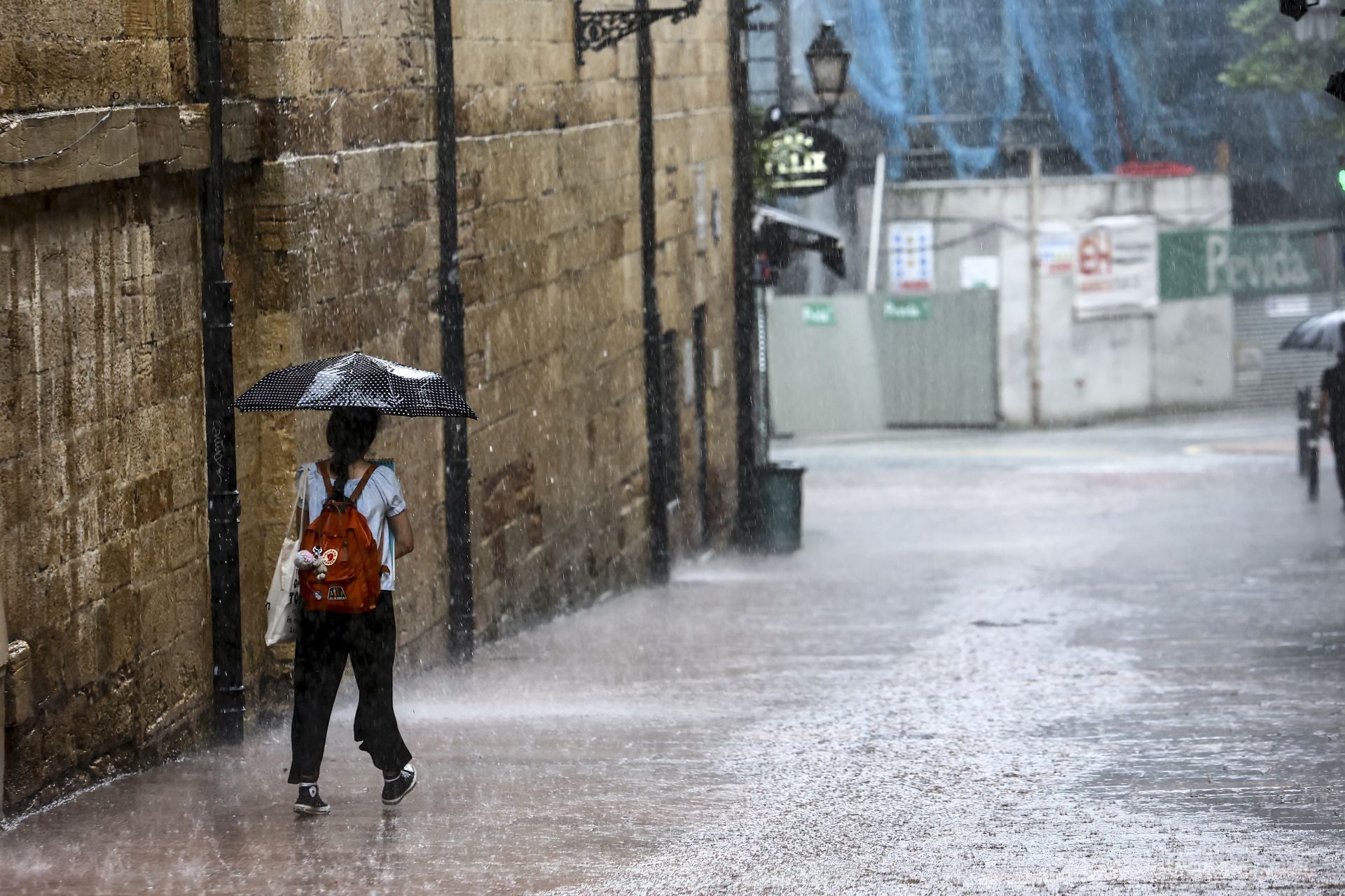 La lluvia &#039;acaba con el verano&#039; en Asturias