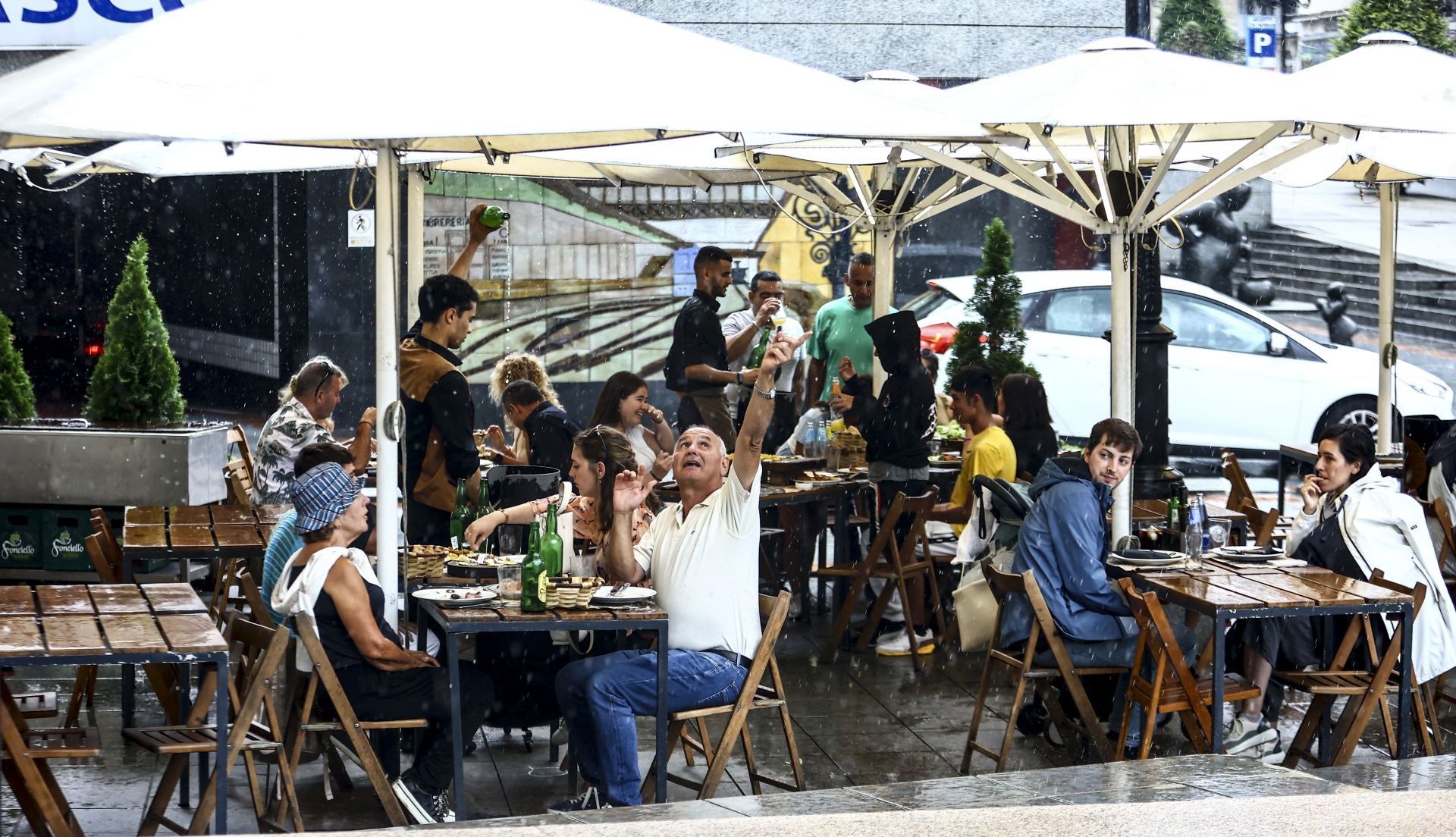 La lluvia &#039;acaba con el verano&#039; en Asturias