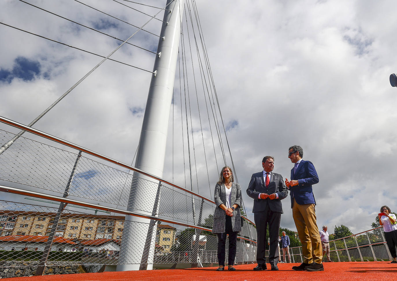 La inauguración del Arpa de Santullano, en imágenes