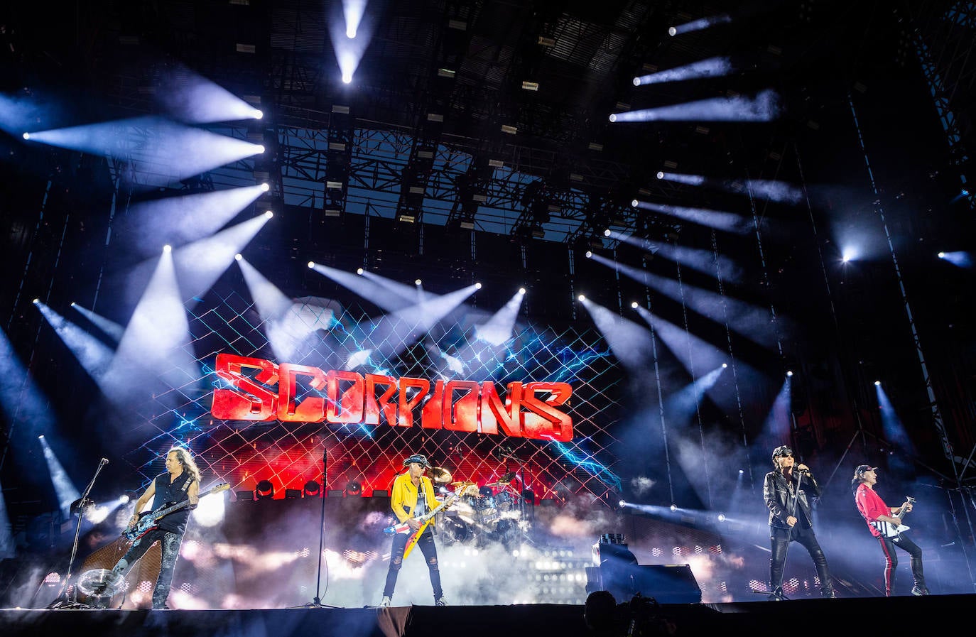 Scorpions abre con éxito en Valencia la gira española que tendrá parada en Gijón