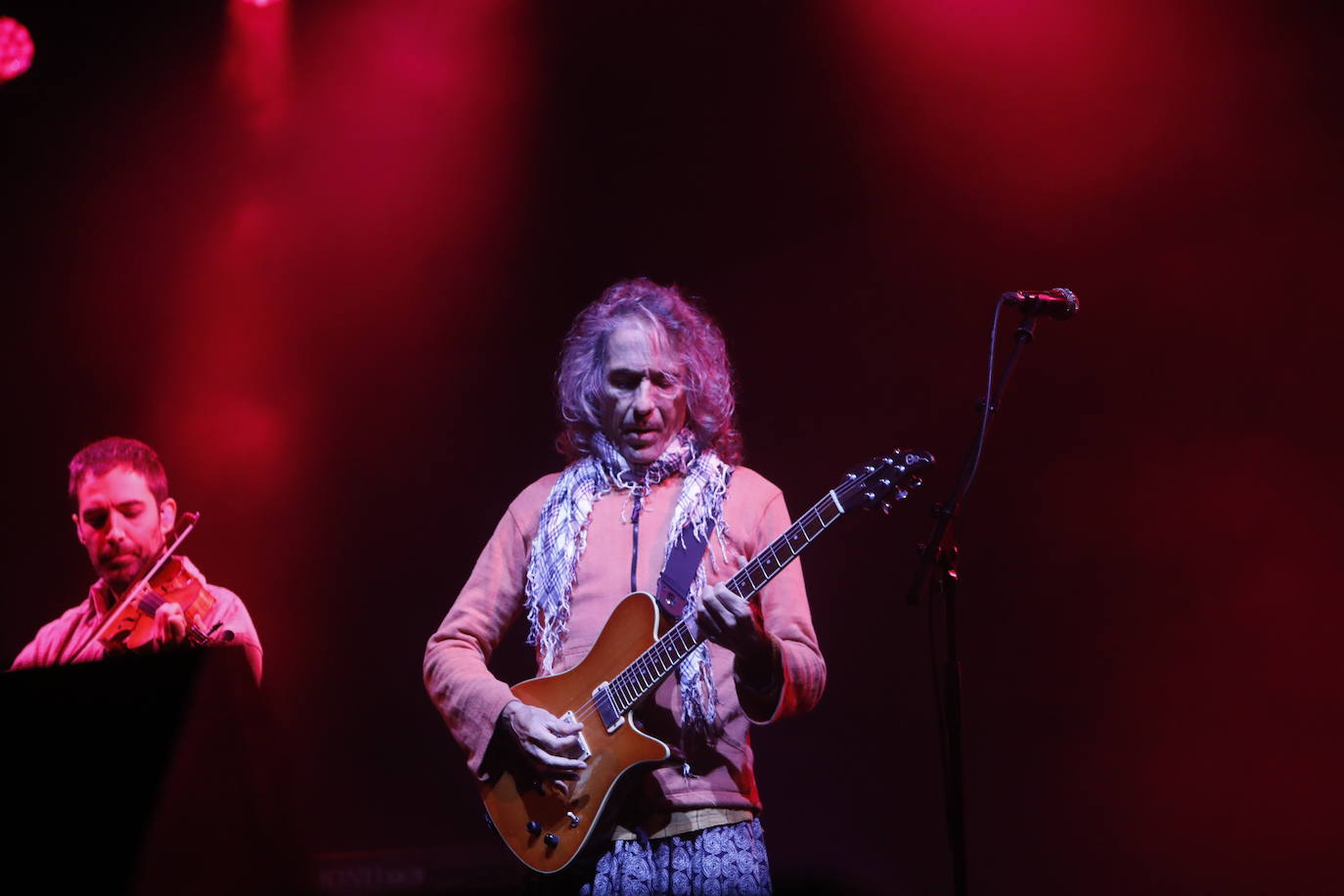 Gijón se entusiasma con Robe