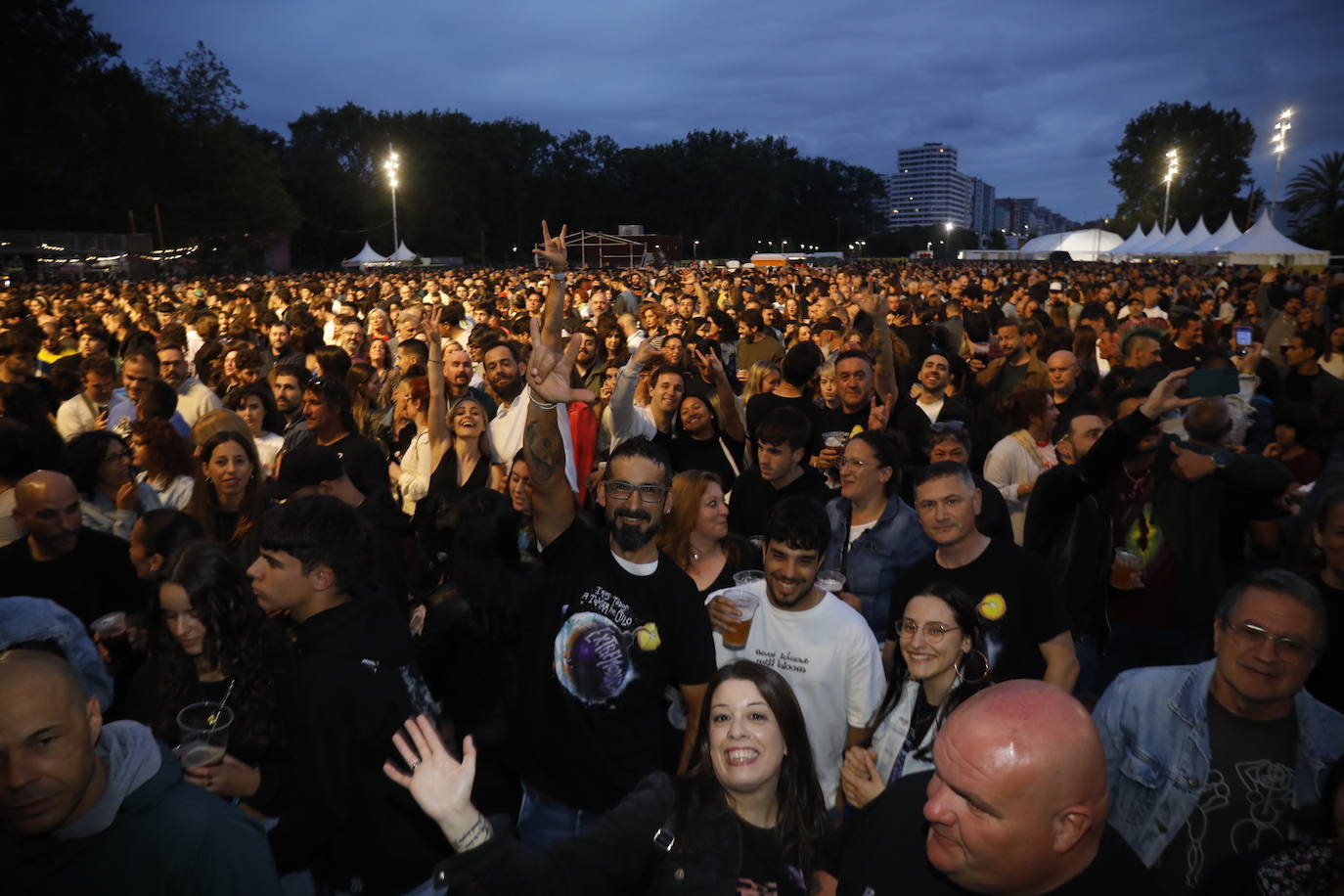 Gijón se entusiasma con Robe