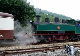 El proyecto, redactado por el historiador Guillermo Bas, propone aprovechar una locomotora a vapor.