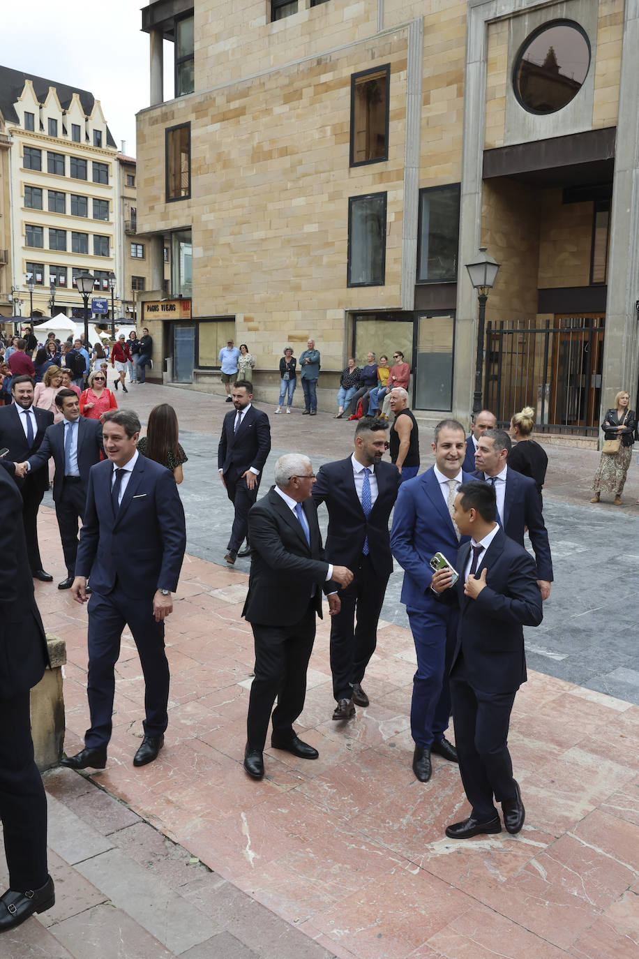 Boda en Oviedo: el promotor Hilario Riesgo y Nerea Velasco se dan el &#039;sí quiero&#039;