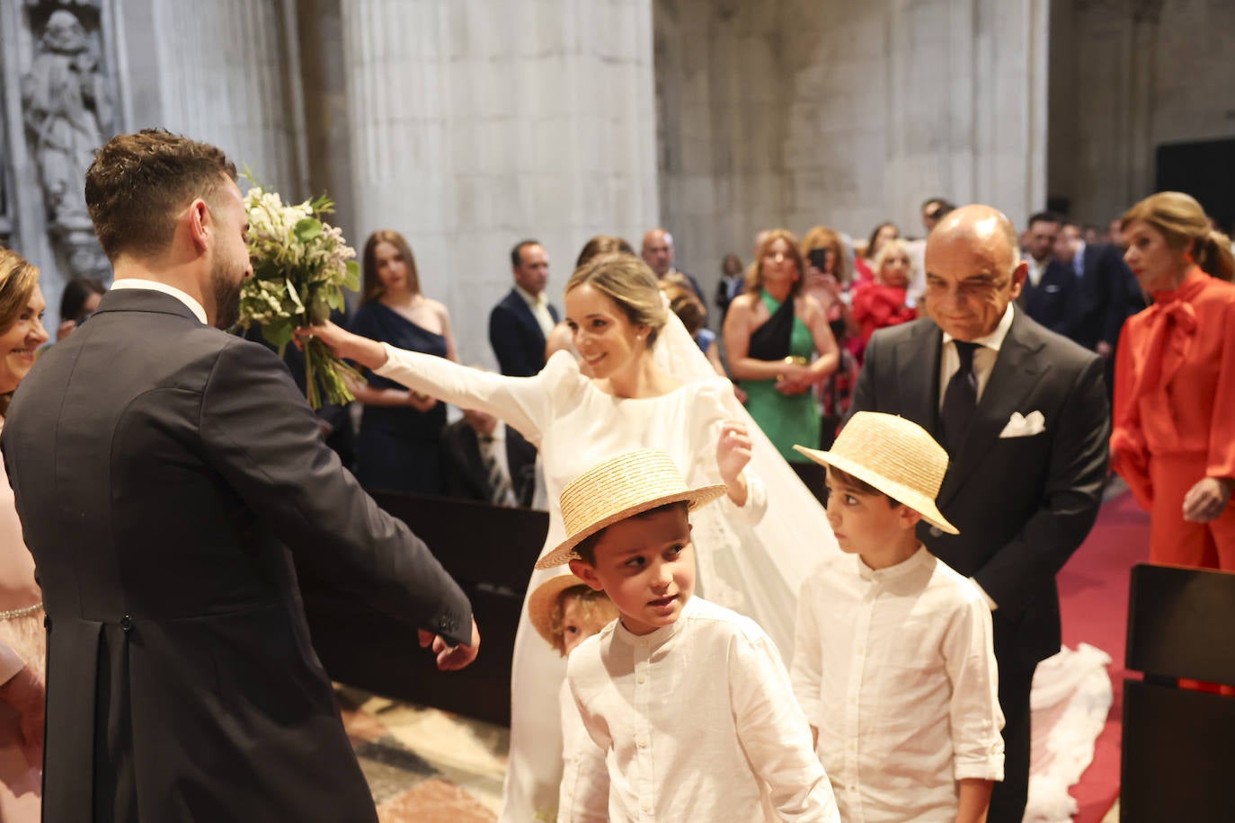 Boda en Oviedo: el promotor Hilario Riesgo y Nerea Velasco se dan el &#039;sí quiero&#039;