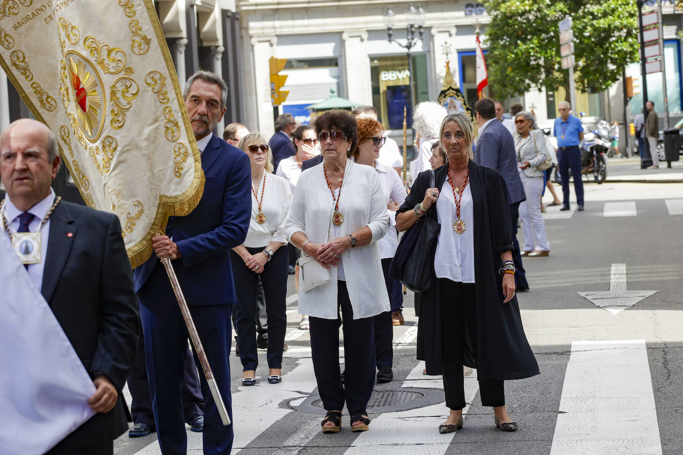 La Virgen del Carmen procesiona por Gijón