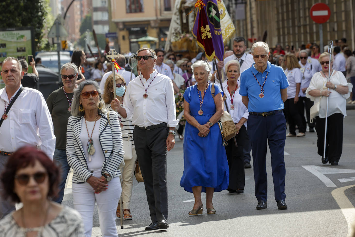 La Virgen del Carmen procesiona por Gijón