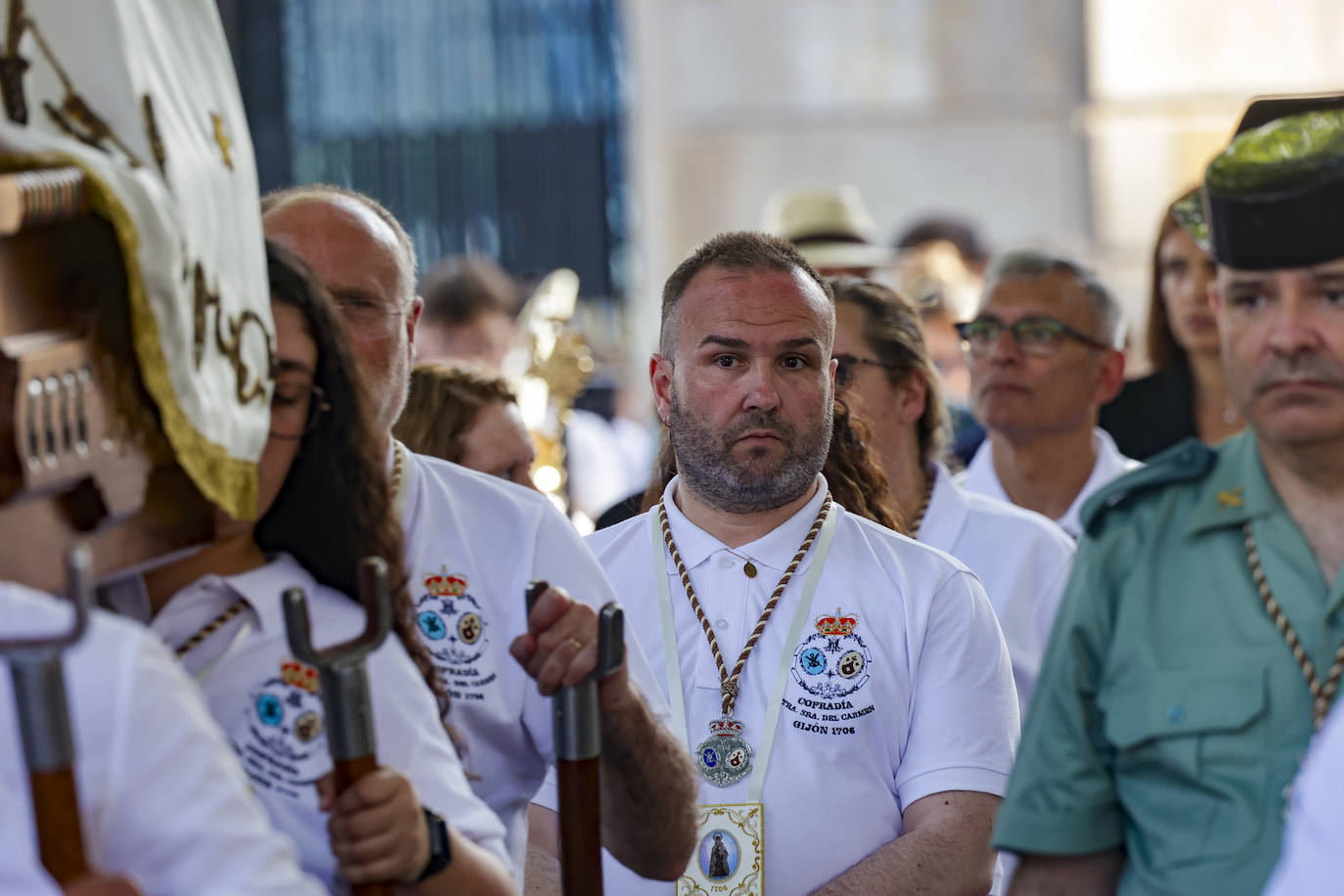 La Virgen del Carmen procesiona por Gijón