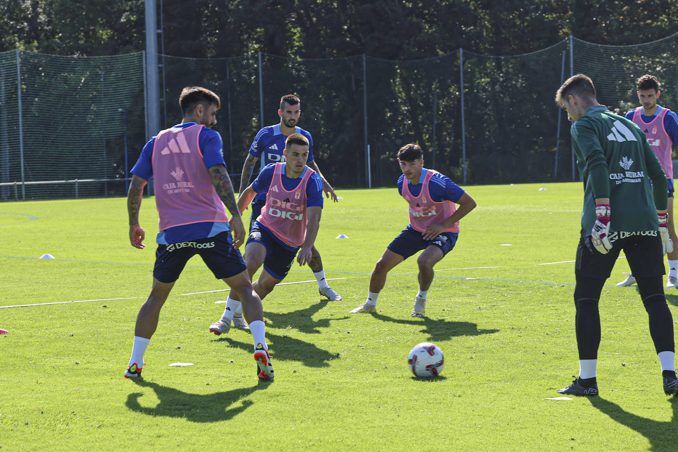 El Real Oviedo se pone a punto: las imágenes del primer entrenamiento