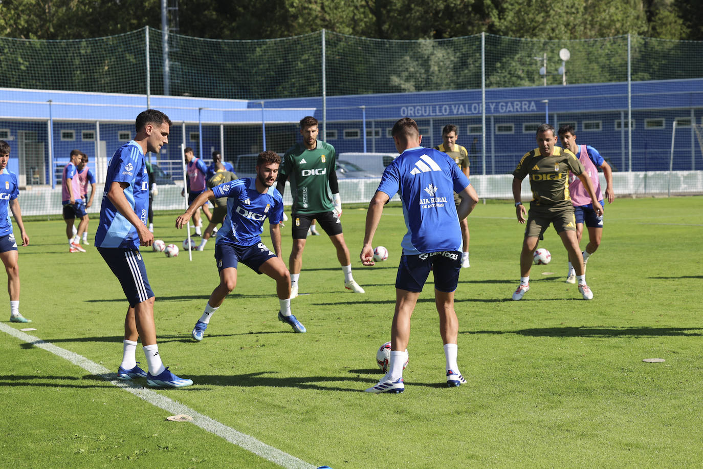 El Real Oviedo se pone a punto: las imágenes del primer entrenamiento