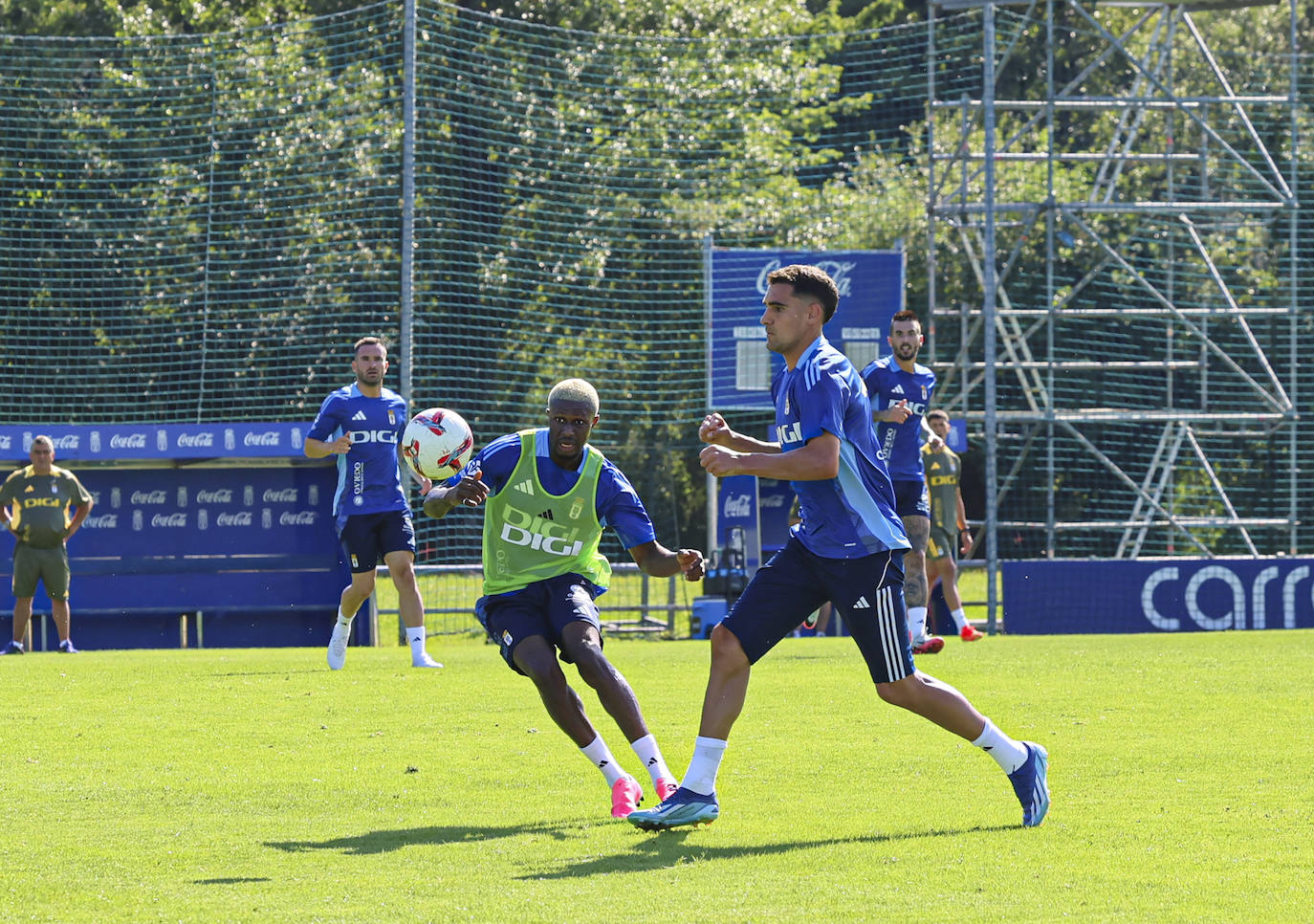 El Real Oviedo se pone a punto: las imágenes del primer entrenamiento
