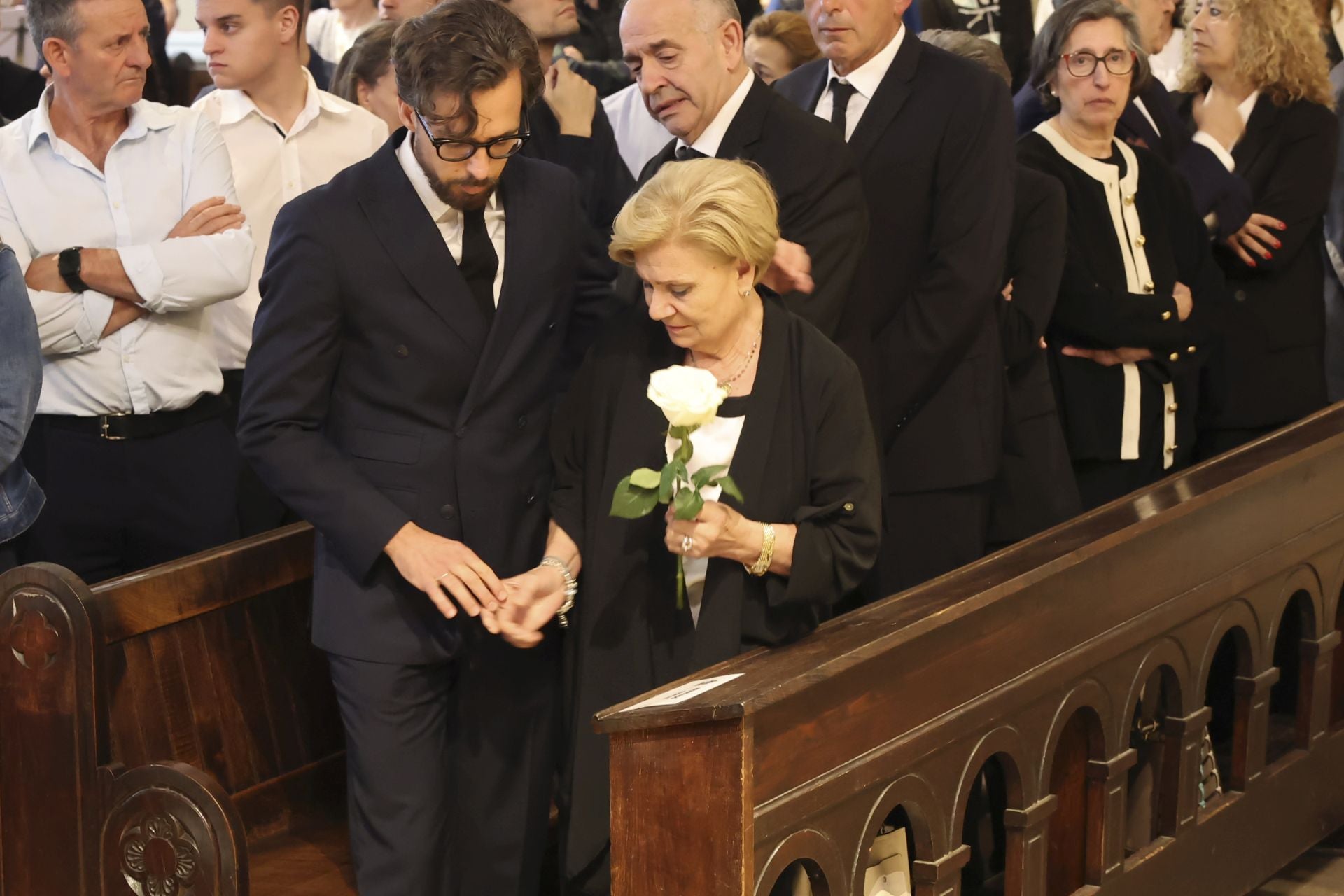 Multitudinario adiós en Oviedo a José Manuel Suárez Bocero