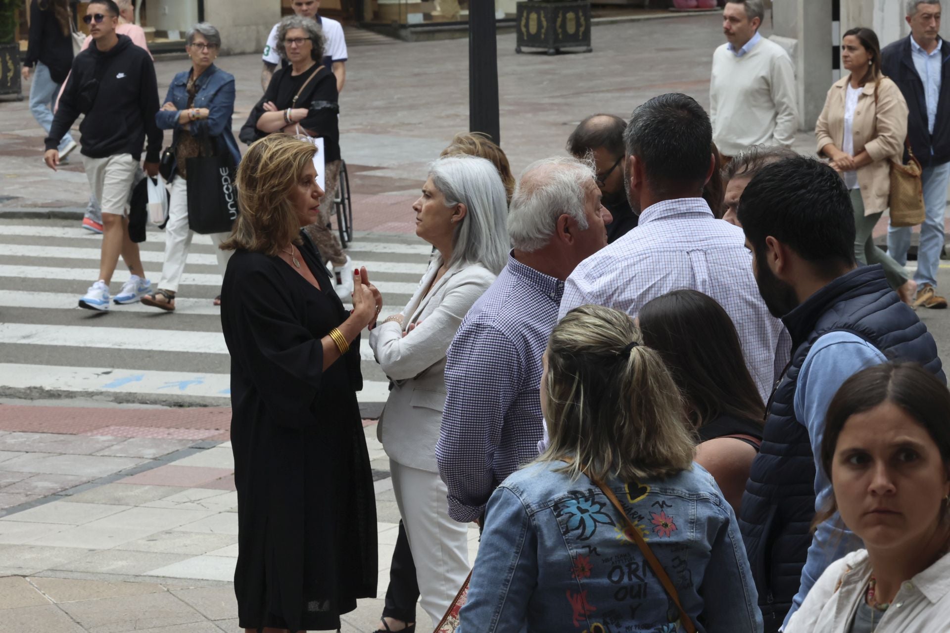 Multitudinario adiós en Oviedo a José Manuel Suárez Bocero