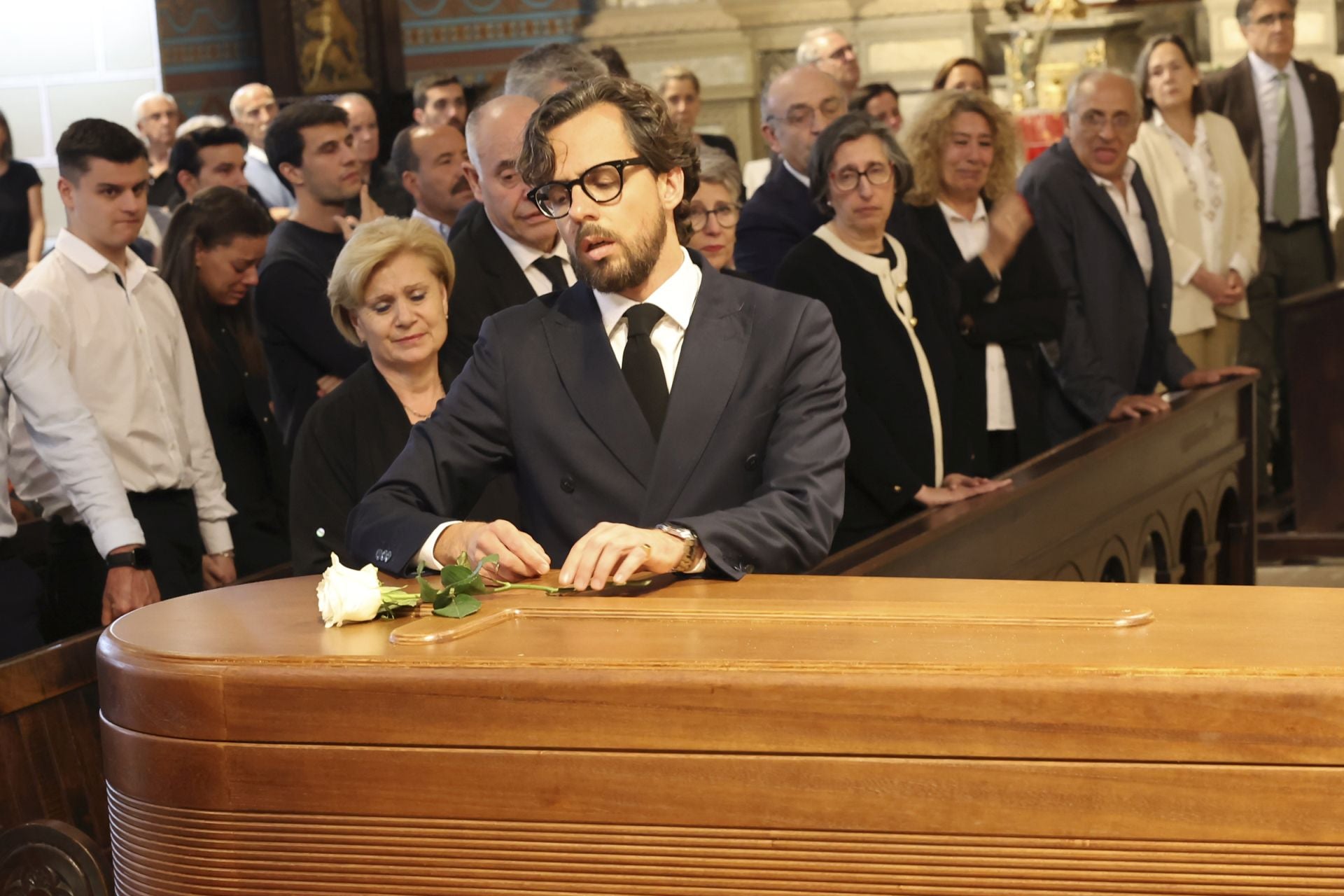 Multitudinario adiós en Oviedo a José Manuel Suárez Bocero