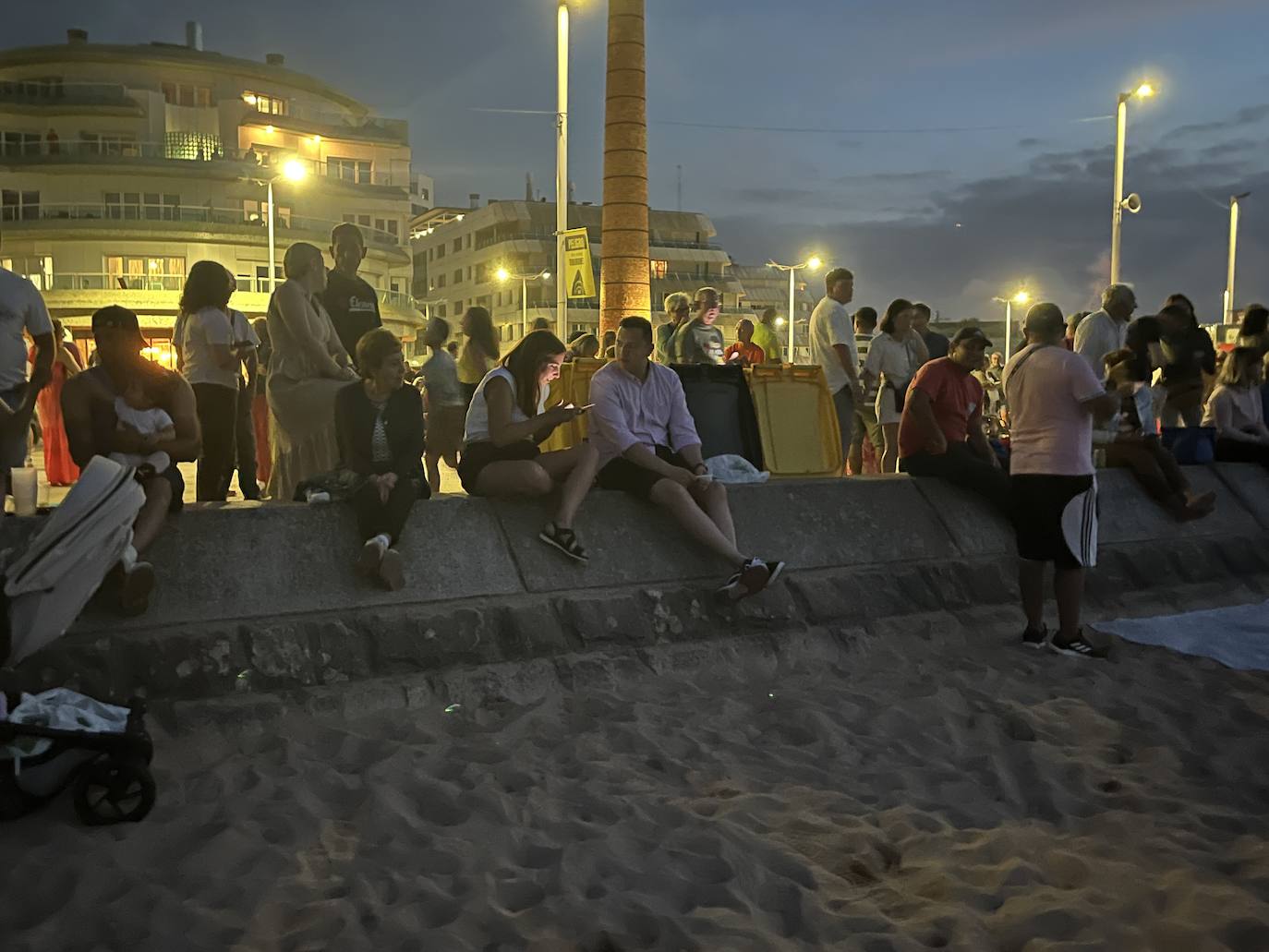 La magia de los drones hechiza el cielo de Gijón