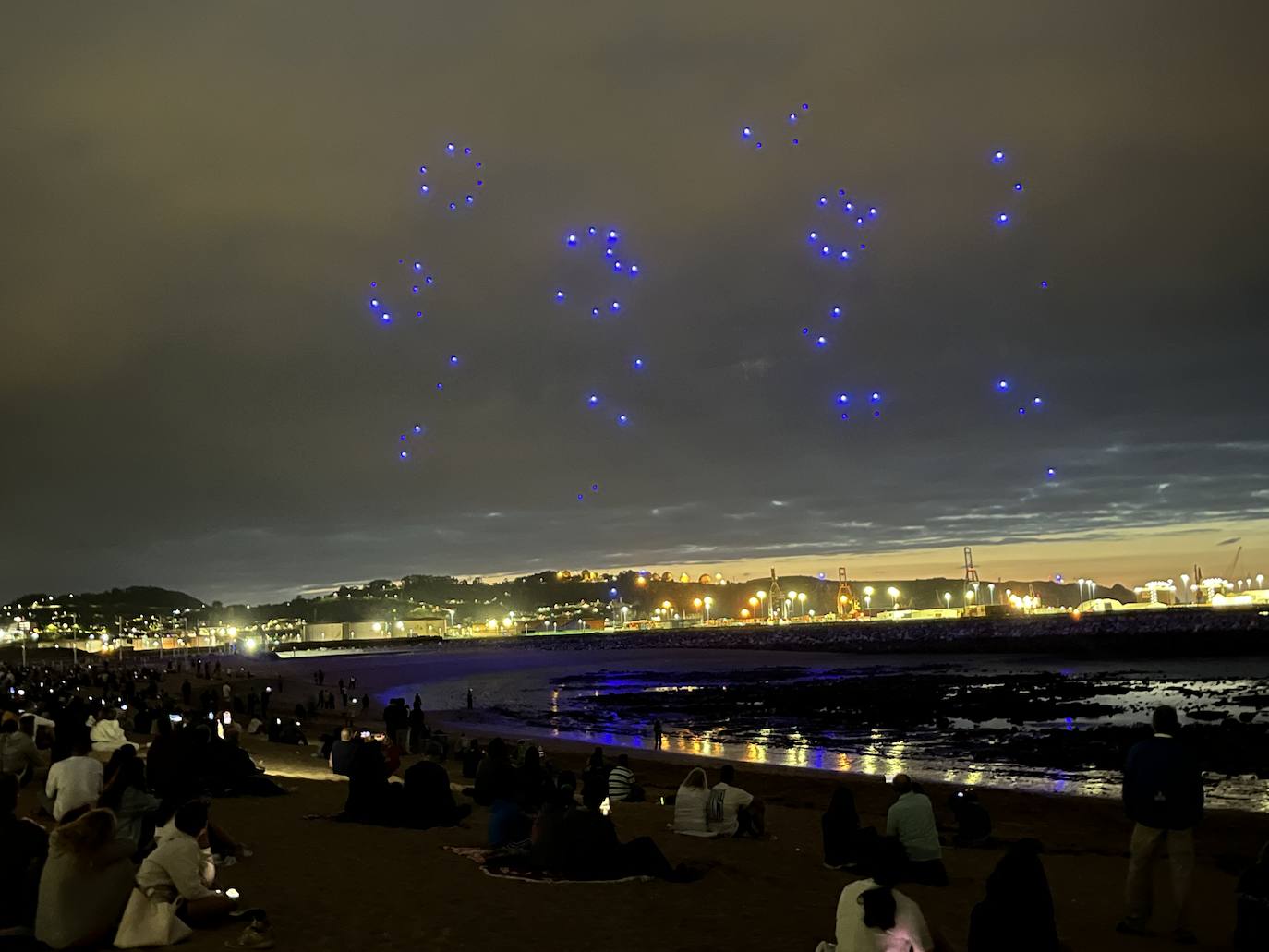 Vietnam llega a Gijón a través de los drones