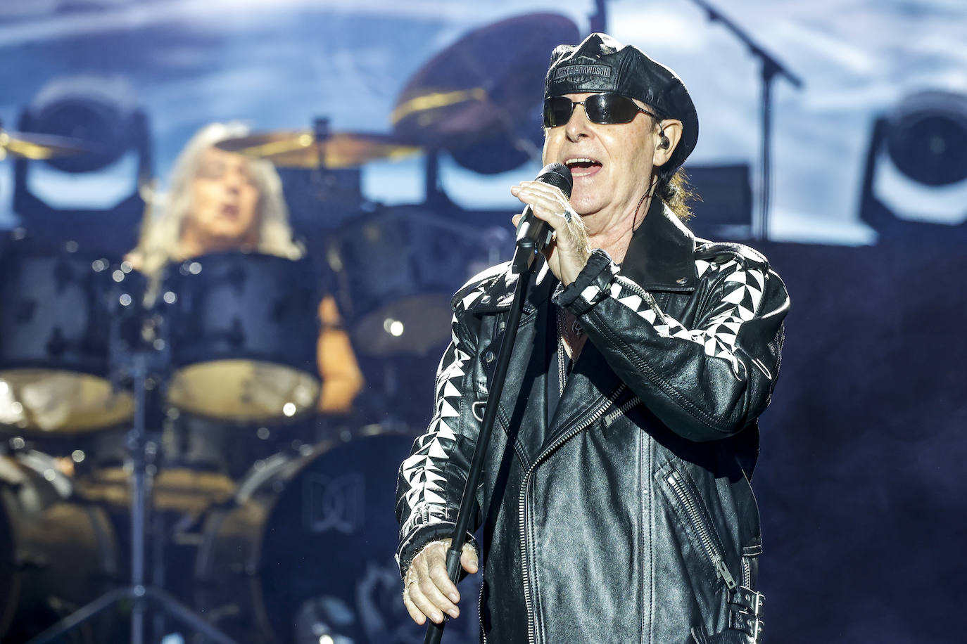 Scorpions hace estallar el Tsunami en Gijón